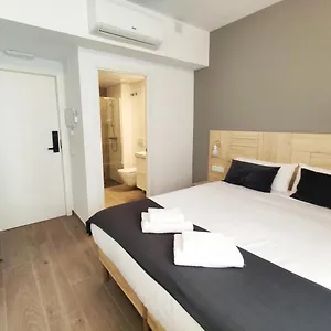 https://global-aparthotel.top-hotels-tarragona.com