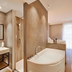 Century 3*, Barcelona España