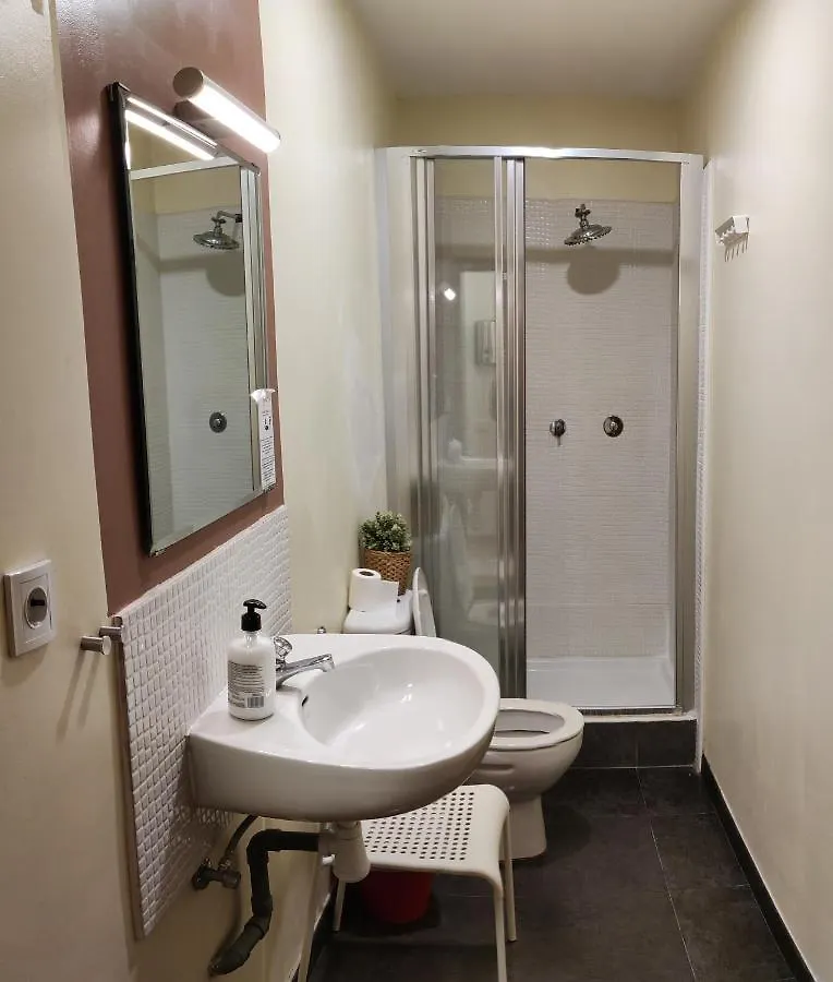 بيت شباب Guest House Barcelona Bruc