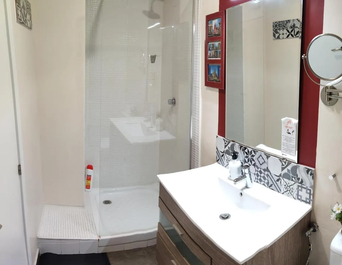 بيت شباب Guest House Barcelona Bruc