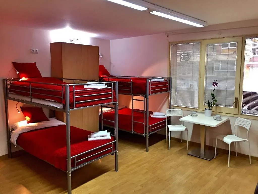 Guest House Barcelona Bruc 0*,